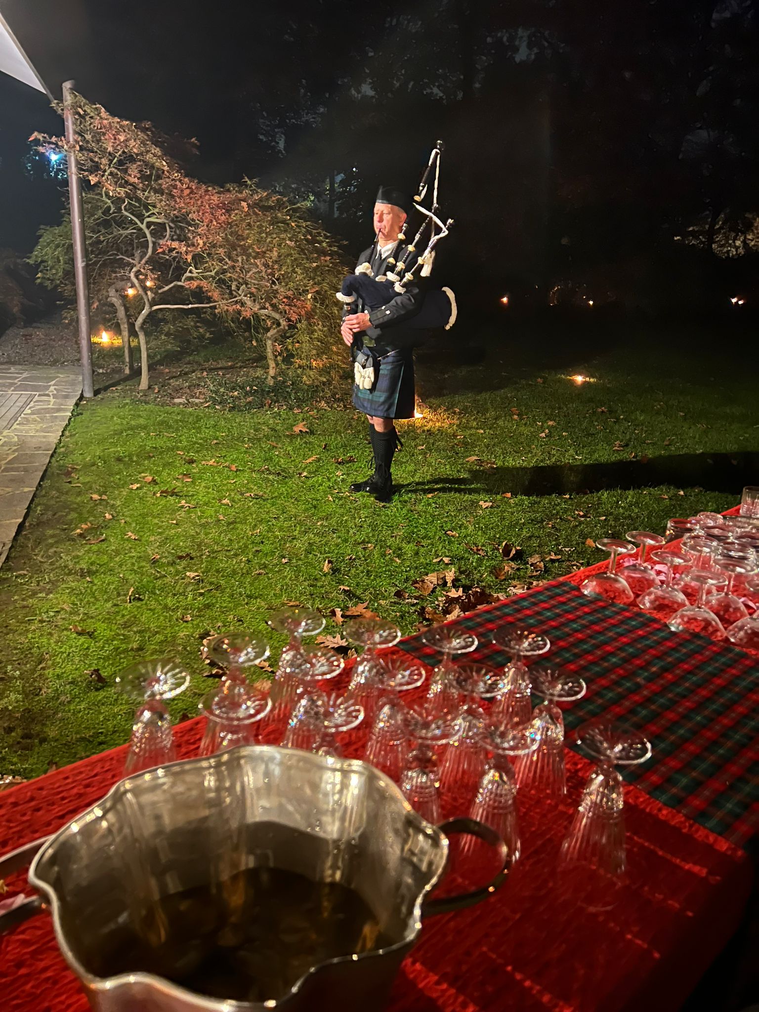 Suonatore cornamusa scozzese per matrimonio, Deiv Bagpiper